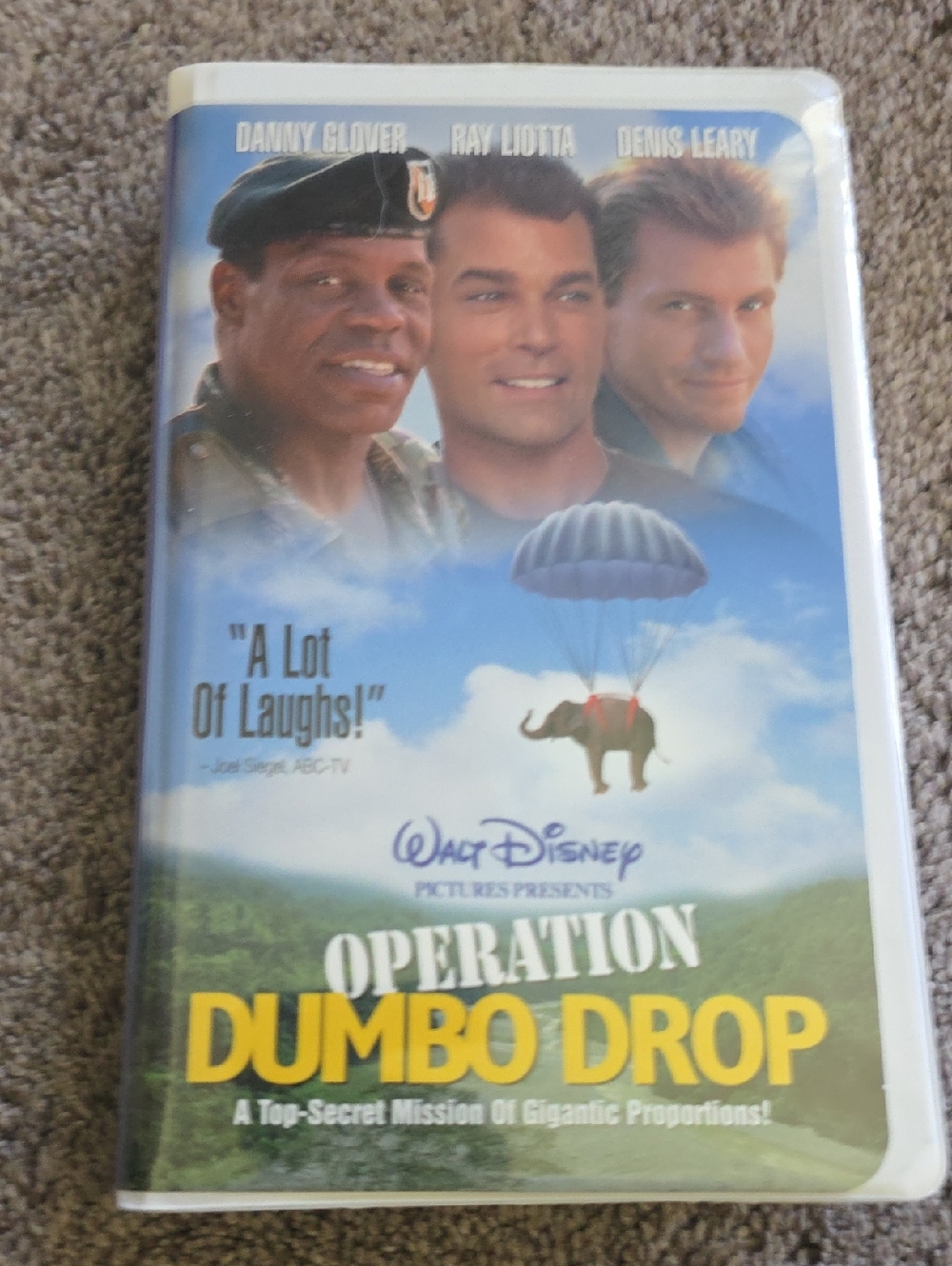 Walt Disney Operation Dumbo Drop VHS - Blue & Yellow Cover